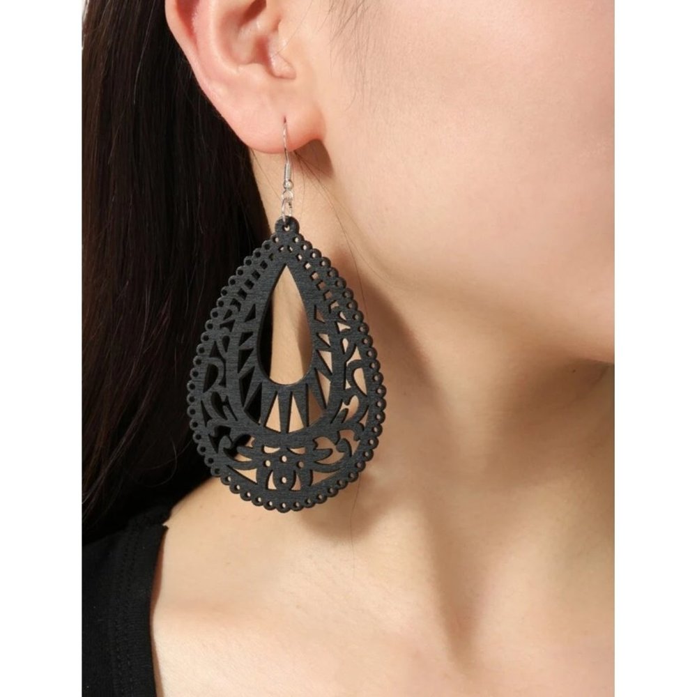 Shein NWT Boho Wooden Teardrop Earrings Black